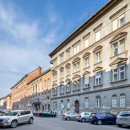 - Relaxing - Relaxing Sleep Budapest