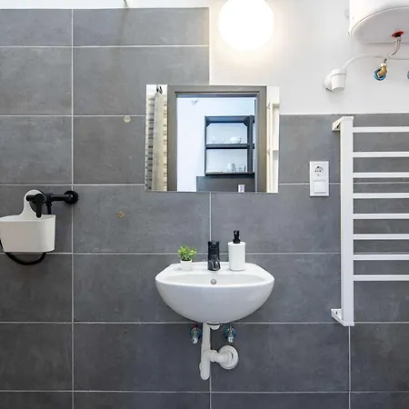 - Relaxing - Relaxing Sleep Apartman Budapest